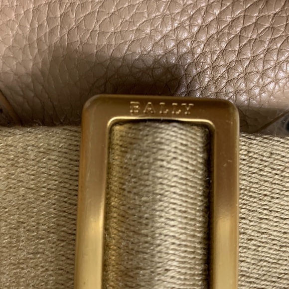 Bally tan/gold pebbled leather crossbody bag - Picture 9 of 16